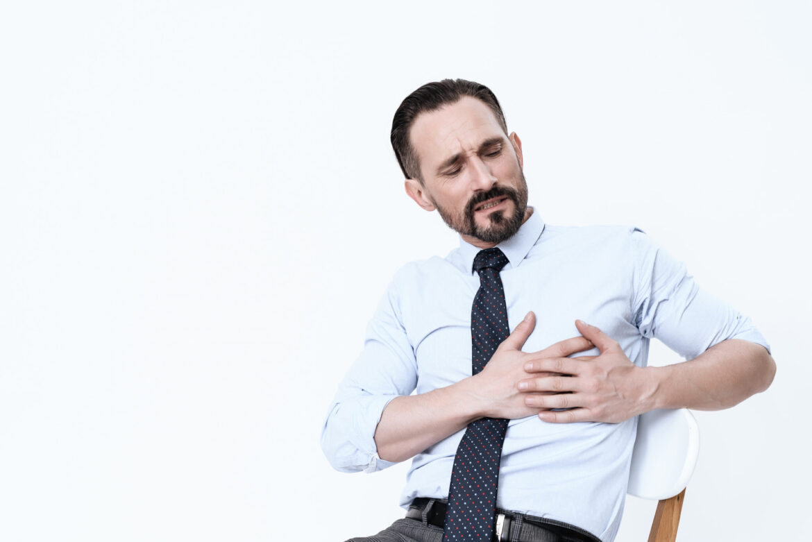 Göğüs Ağrımın Nedeni Ne Olabilir?